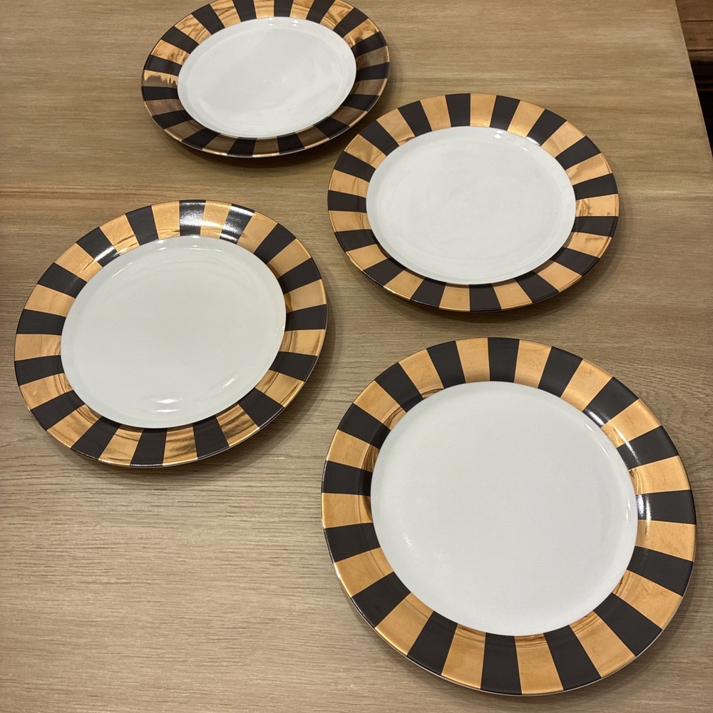 I. Godinger Co HARLEQUIN 4 Dinner Plates Porcelain Gold Black Stripe Boxed Set 2